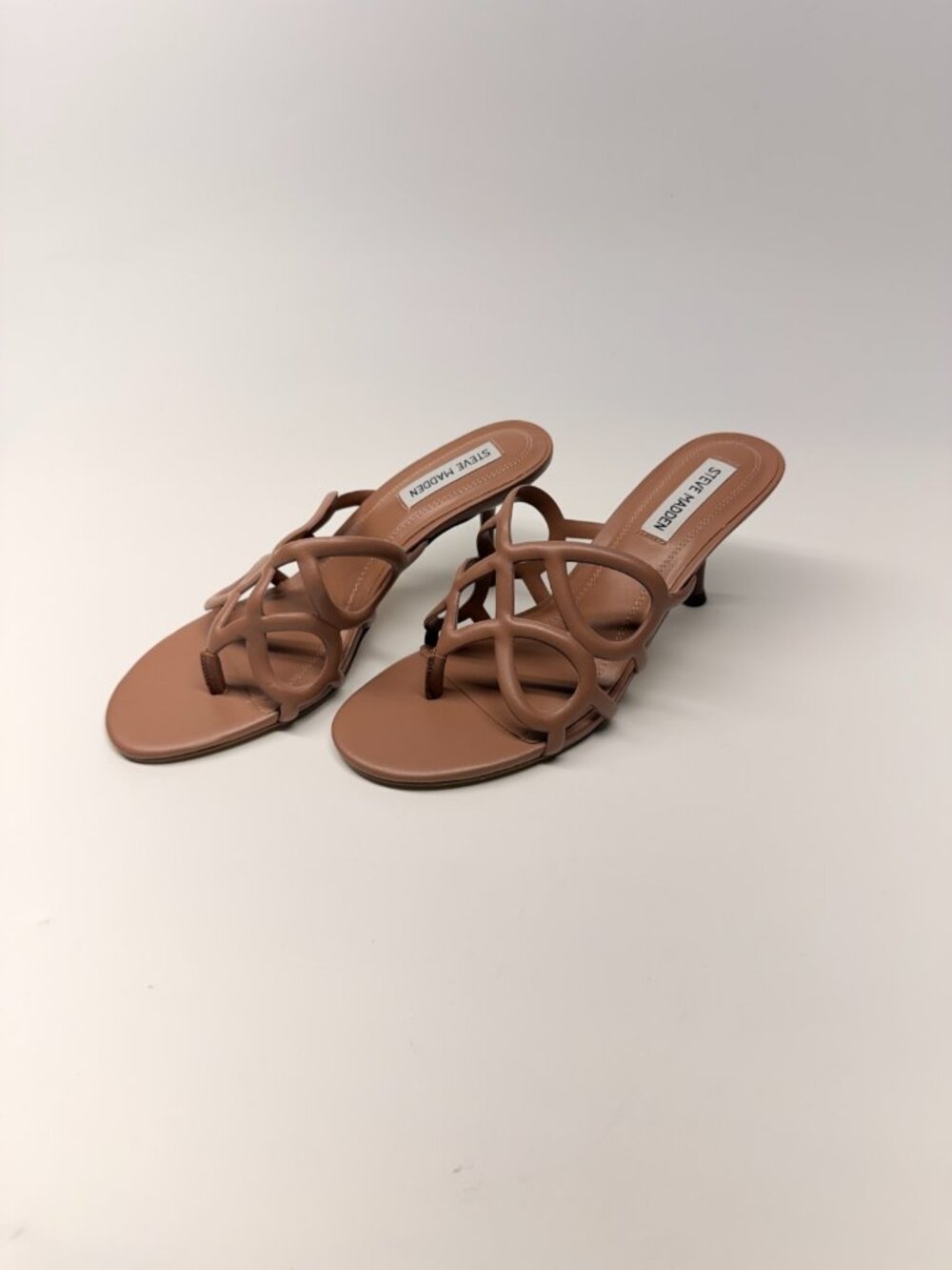 Steve Madden Women Caz Tan Vegan Leather Thong Heel Sandal Sz 9.5 M
